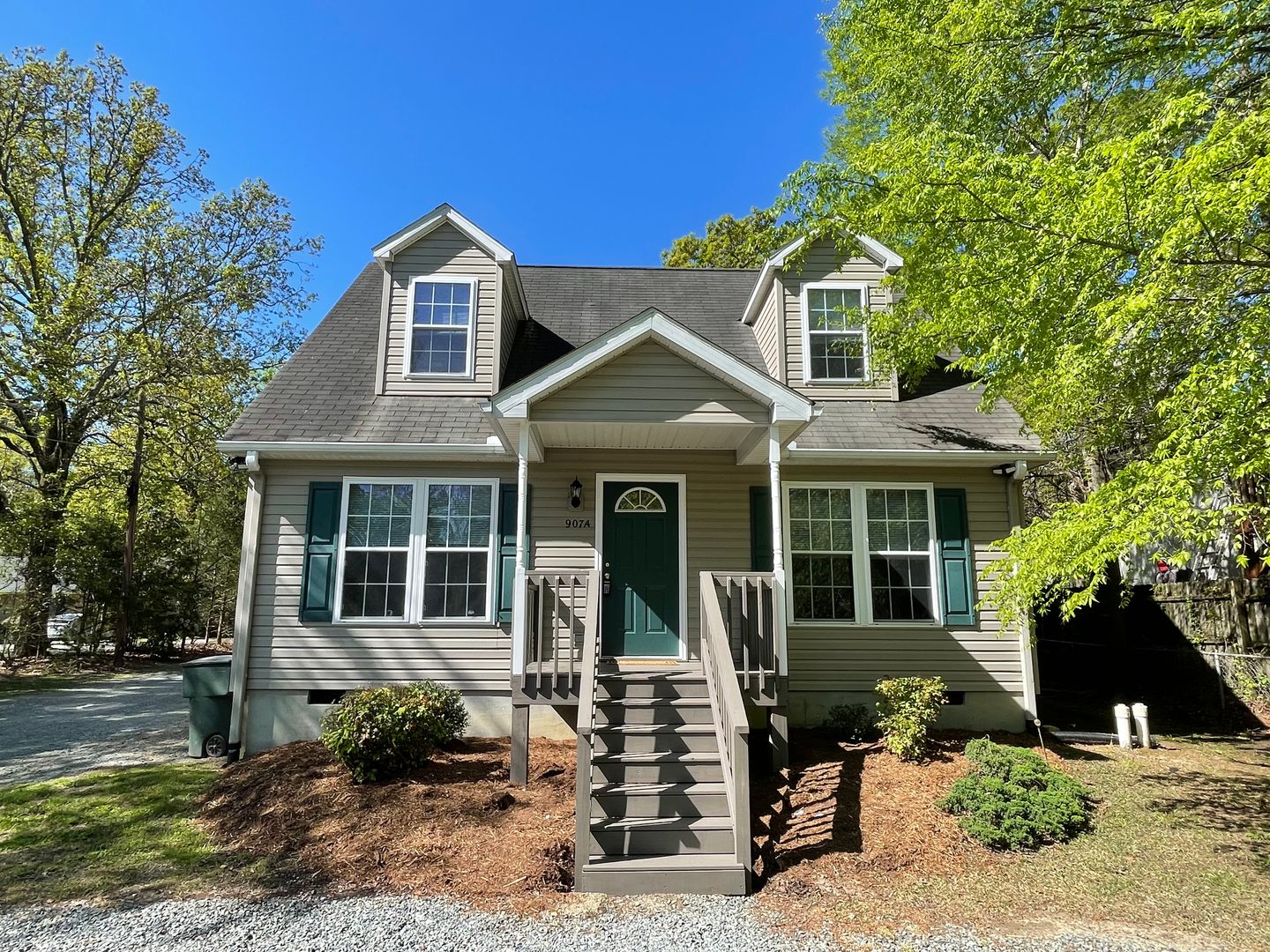Carrboro House: 907-A N. Greensboro St