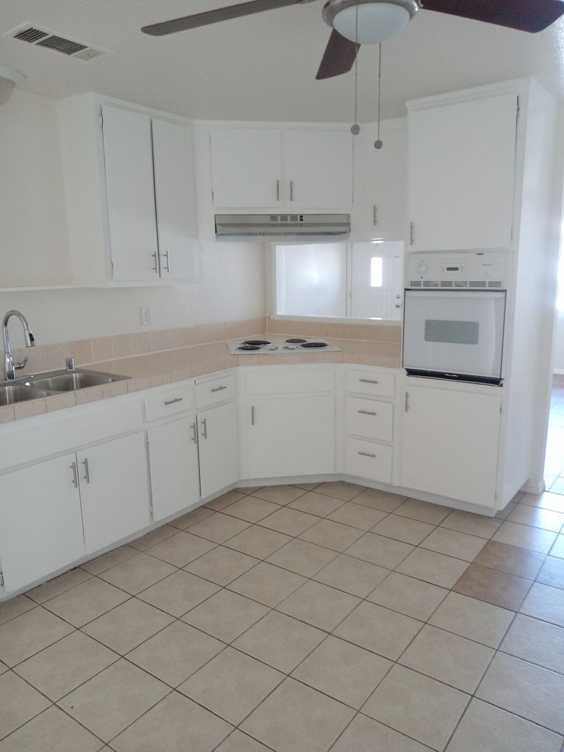 Apple Valley Apartment: 19255 US Highway 18