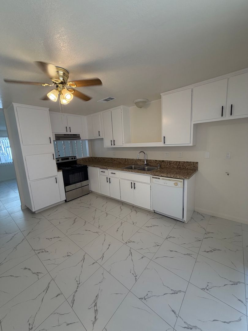 Apple Valley Apartment: 19255 US Highway 18
