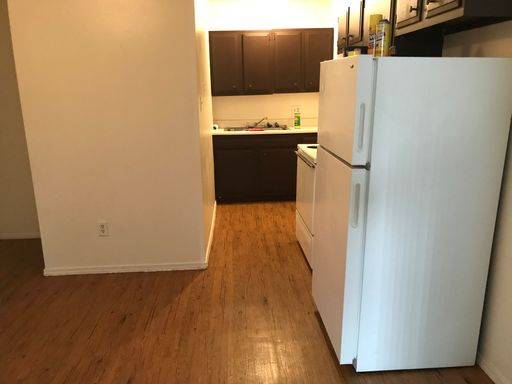 420 Royalty Place, 6