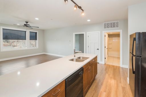 676 West Monument Street - 202, 202 – photo 1