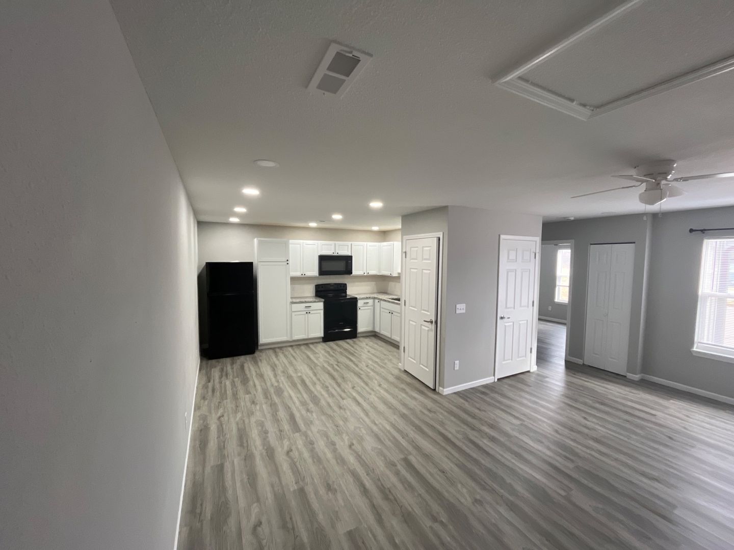 Eldon Apartment: 309 Grant Court