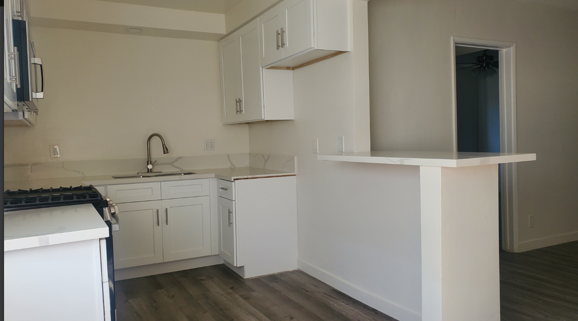 La Habra Apartment: 911 N. Walnut Street