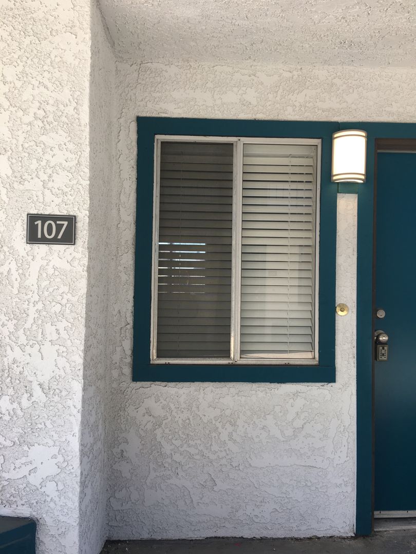 Gardena Apartment: 1443 West 179th Street