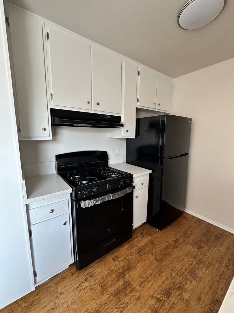 Cerritos Apartment: 18602 Del Rio PLace