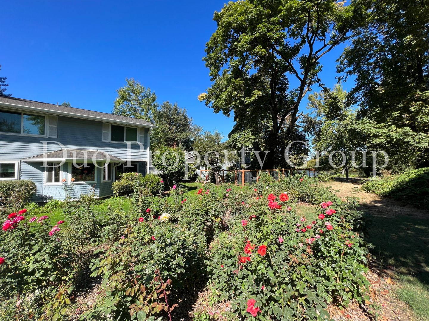 Eugene Apartment: 310-320 North Adams Street