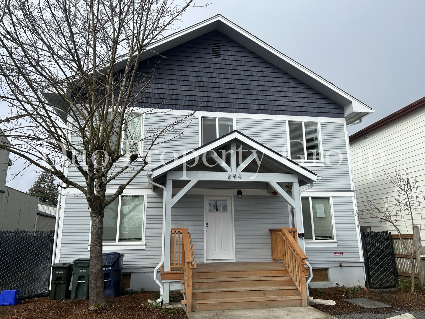 Eugene Apartment: 294 Bethel Drive