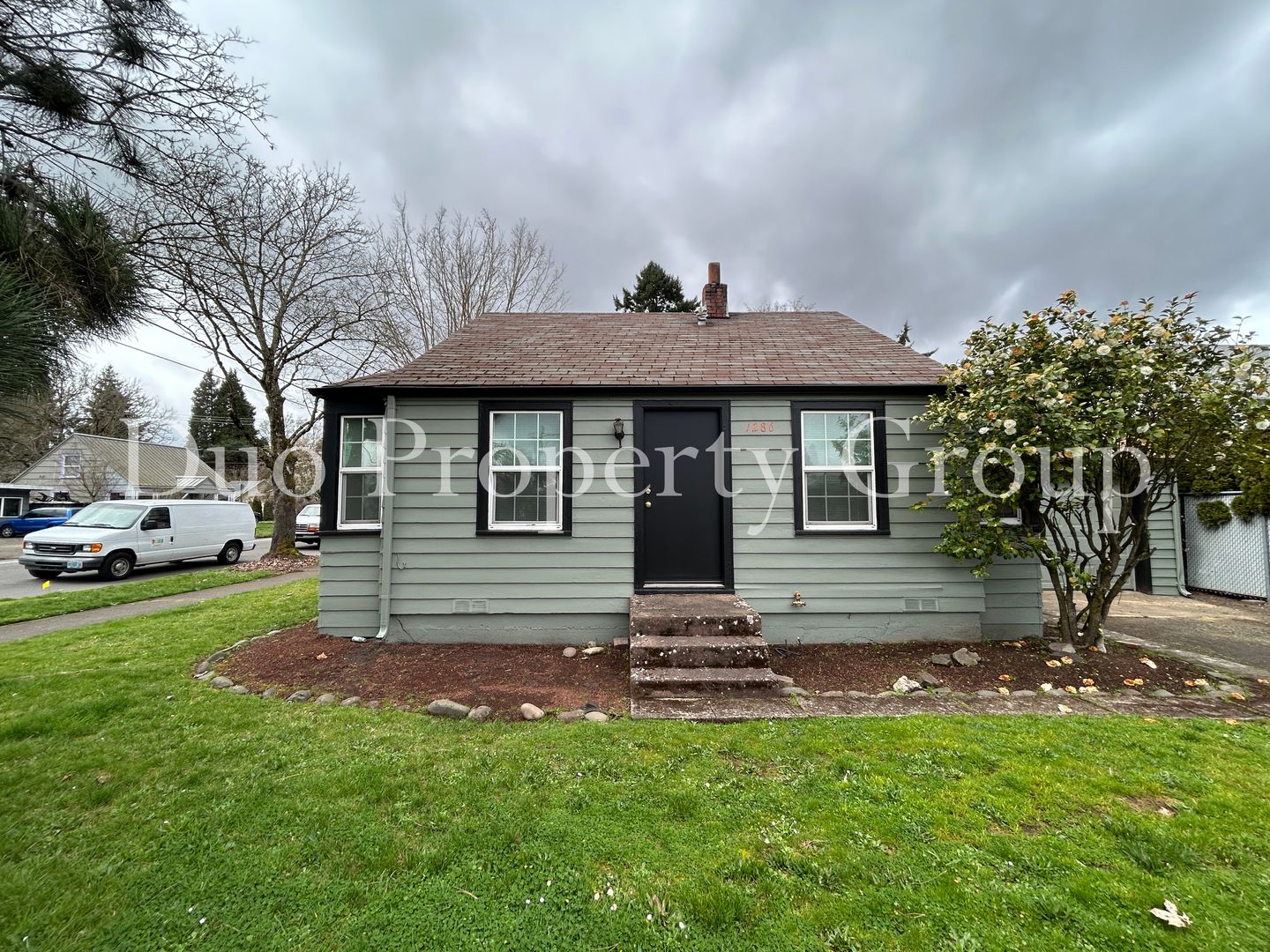 Eugene Apartment: 1723 W 13th Ave / 1286 Chambers Street