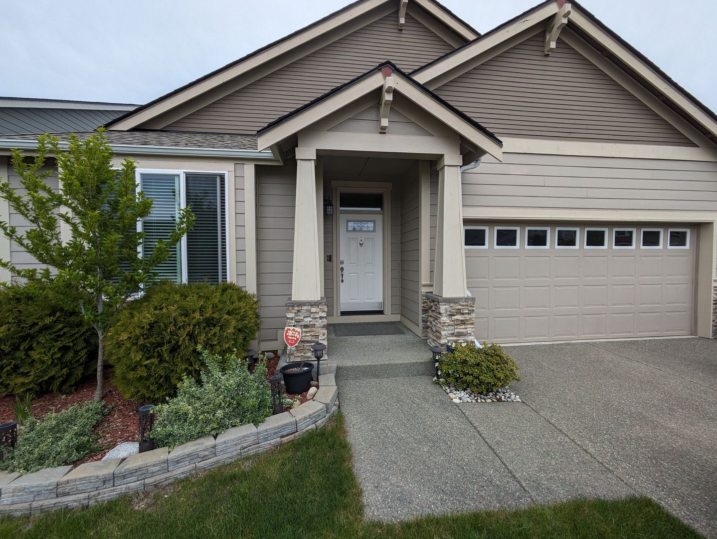 Lacey House: 9546 6th Way SE