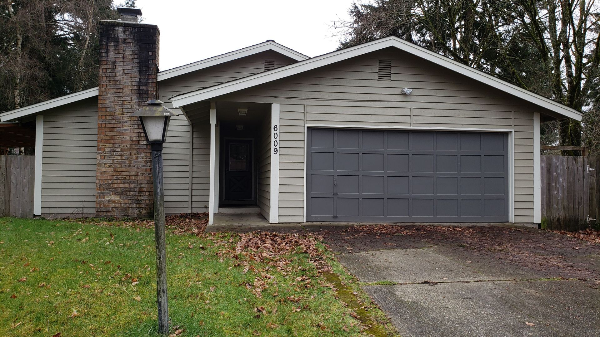 Lacey House: 6009 16th Avenue SE