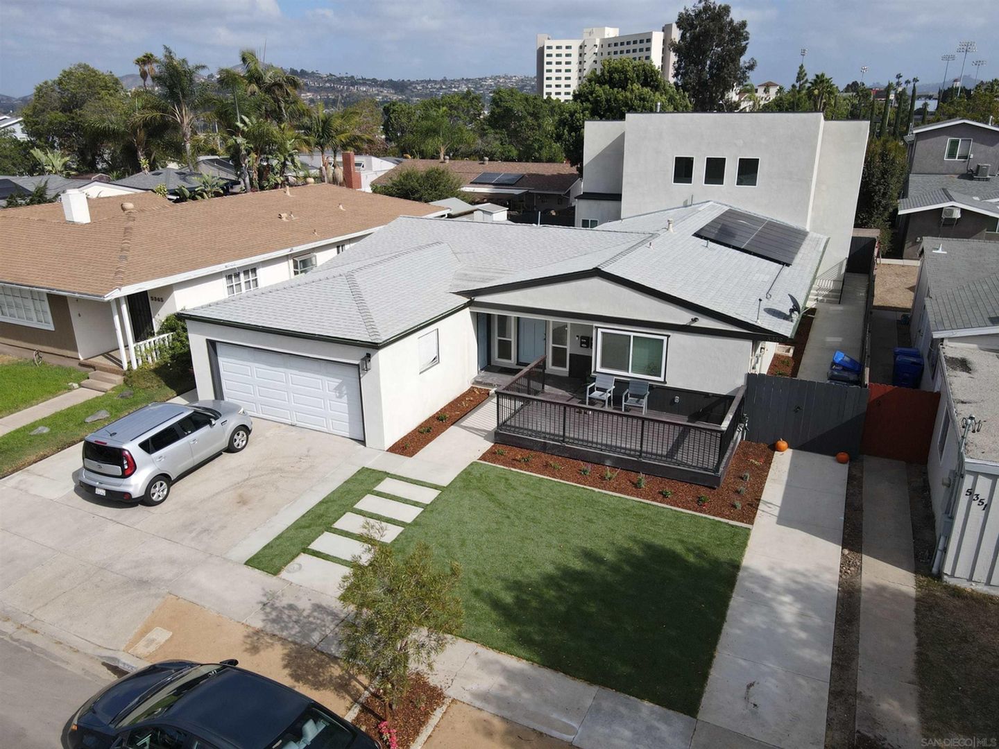 San Diego House: 5357 Redding Road