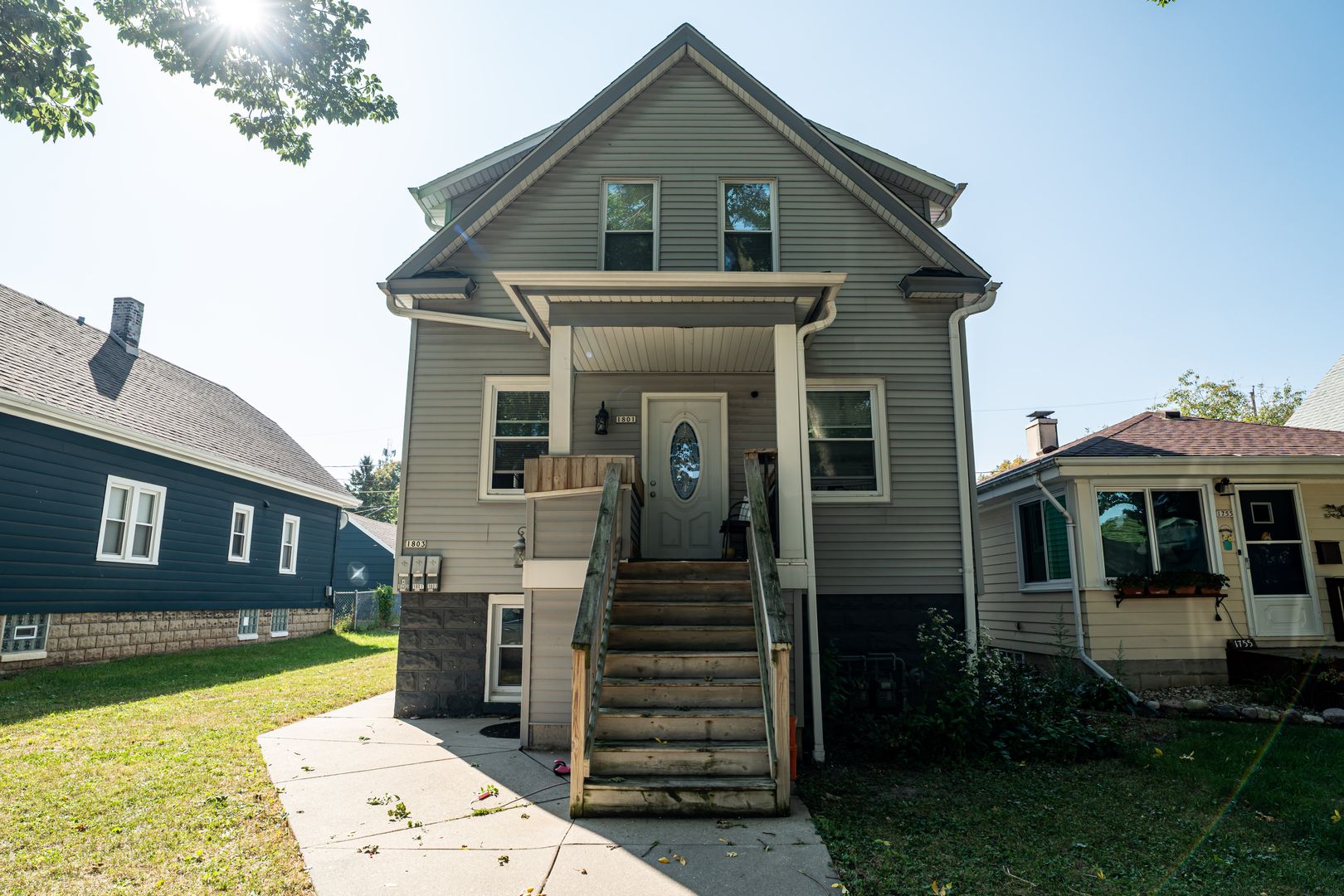 West Allis House: 1801 S 64th