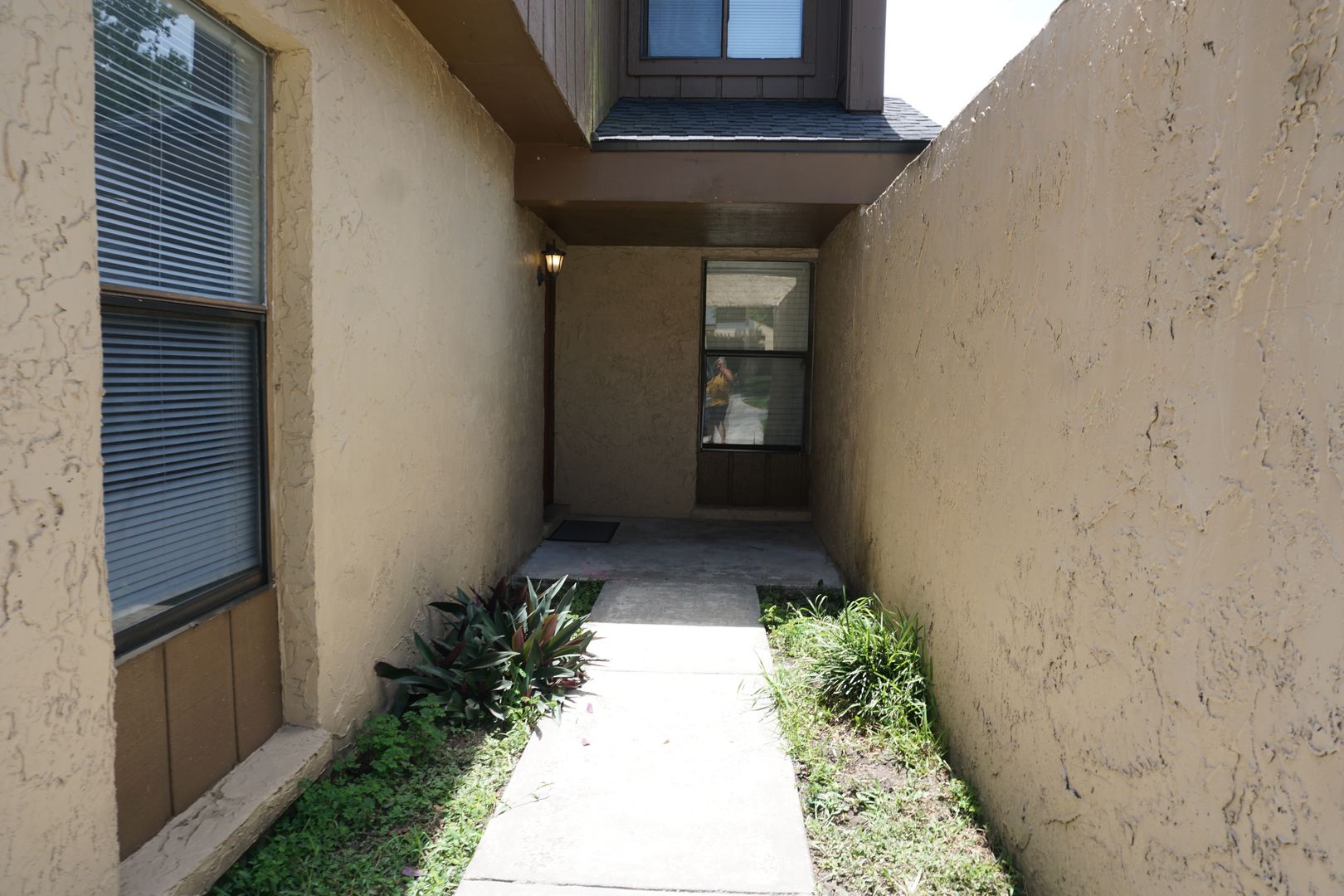 Jacksonville Townhome: 5492 Pinehaven Court