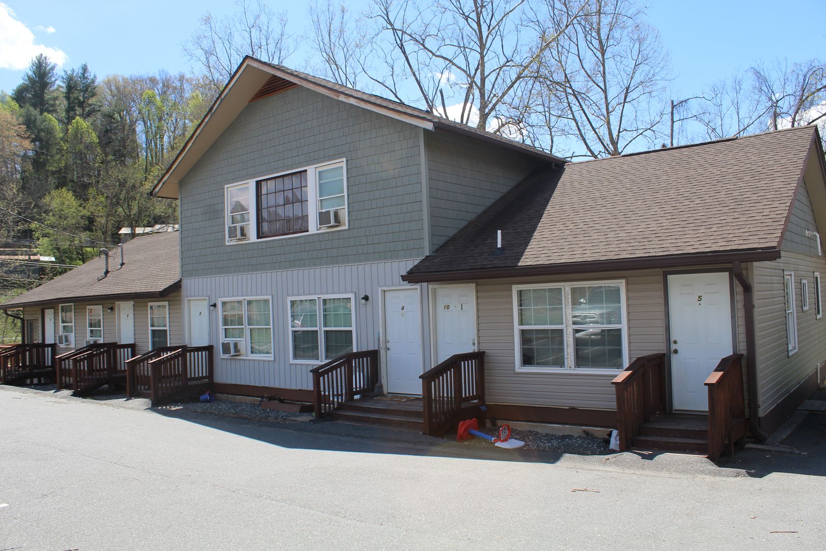 Cullowhee Apartment: 3110 Old Cullowhee Road