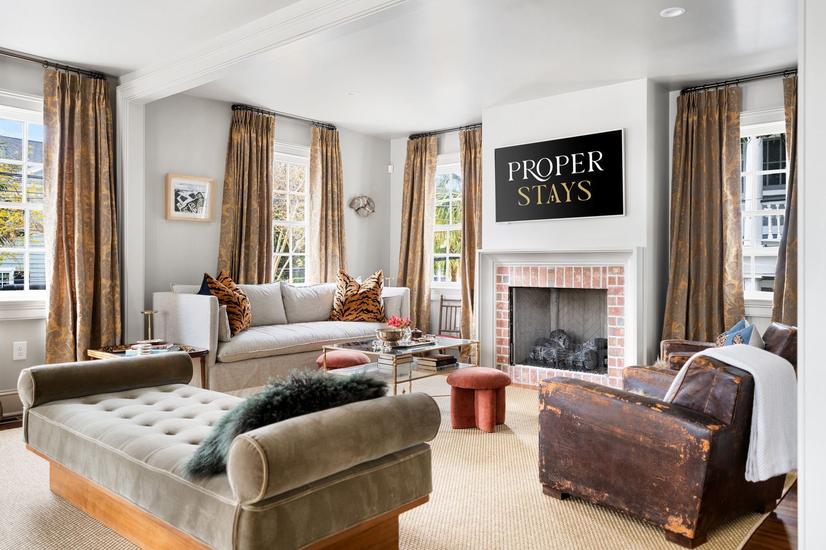 Charleston House: 6 Gadsden Street