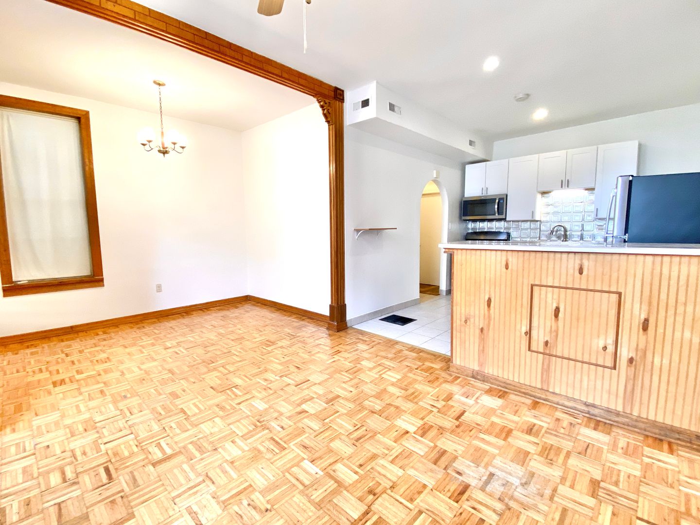 Chicago Apartment: 1643 S Throop