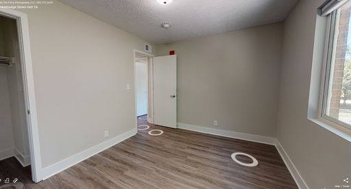 East Campus 2 Bed Apartment!! – photo 1