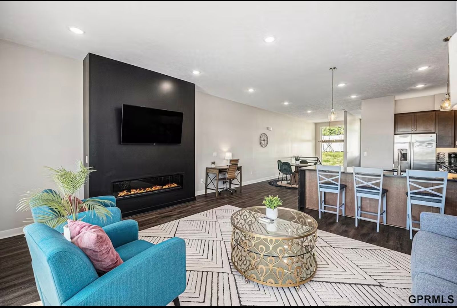 Omaha Townhome: 636 N 46th