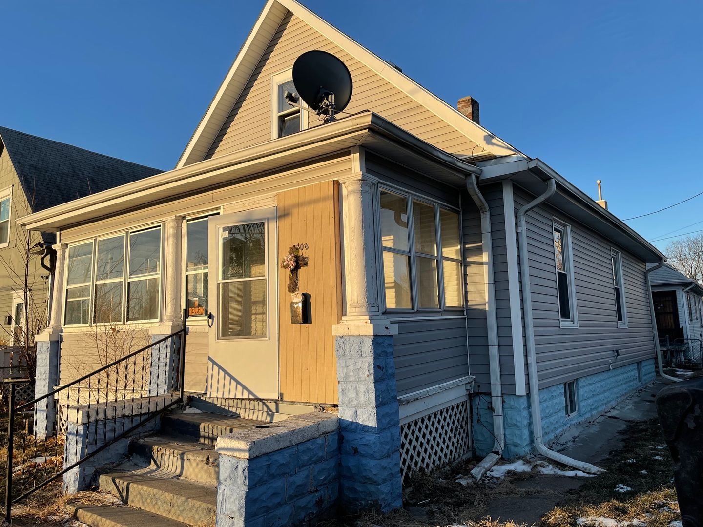 Omaha House: 3708 N 19th St