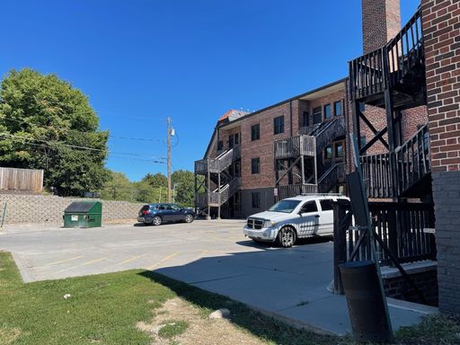 1 Bed Midtown Omaha – photo 1