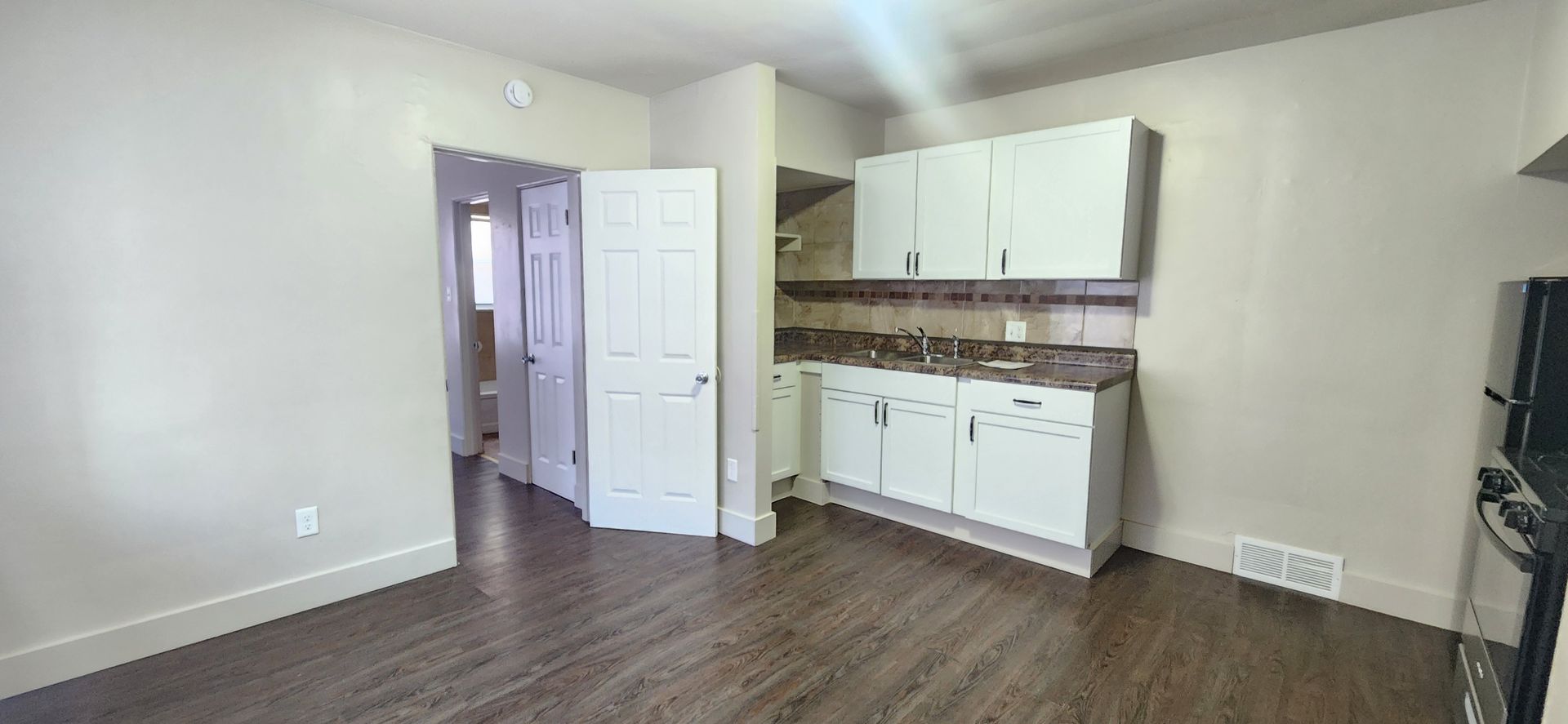 Des Moines Apartment: 808 Bancroft Street