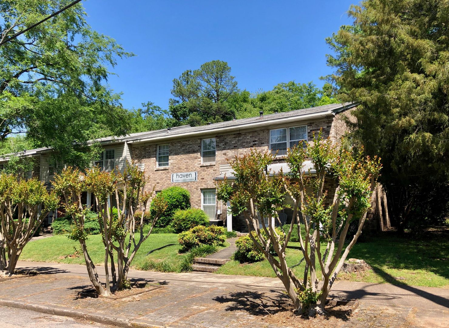 Birmingham Apartment: 4110 Clairmont Avenue South