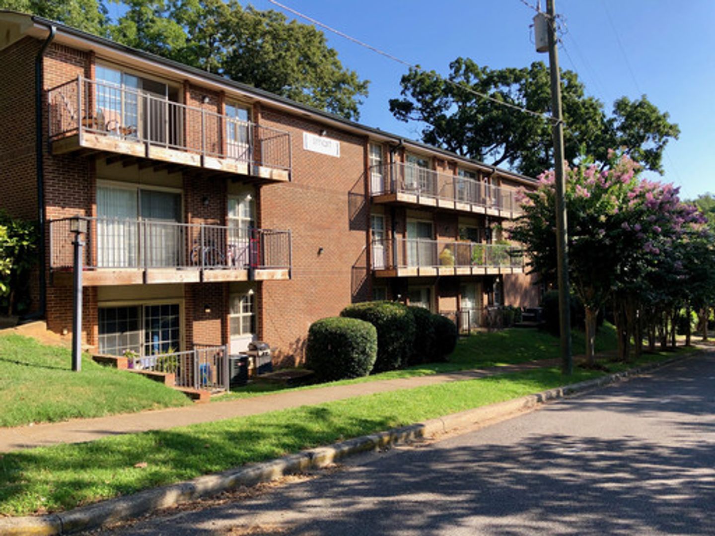 Birmingham Apartment: 2716 11th Avenue South