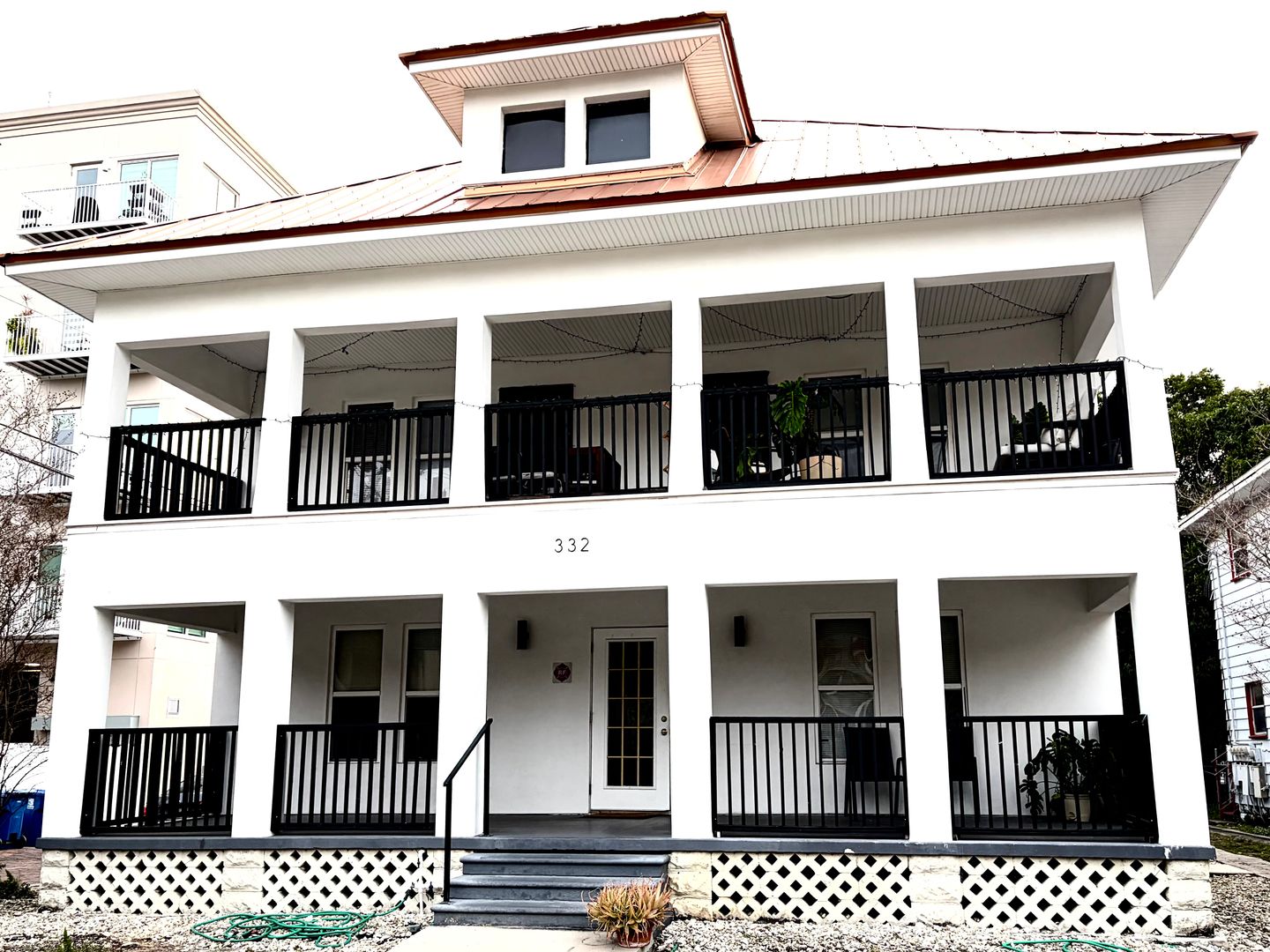 St. Petersburg Apartment: 332 7th Street