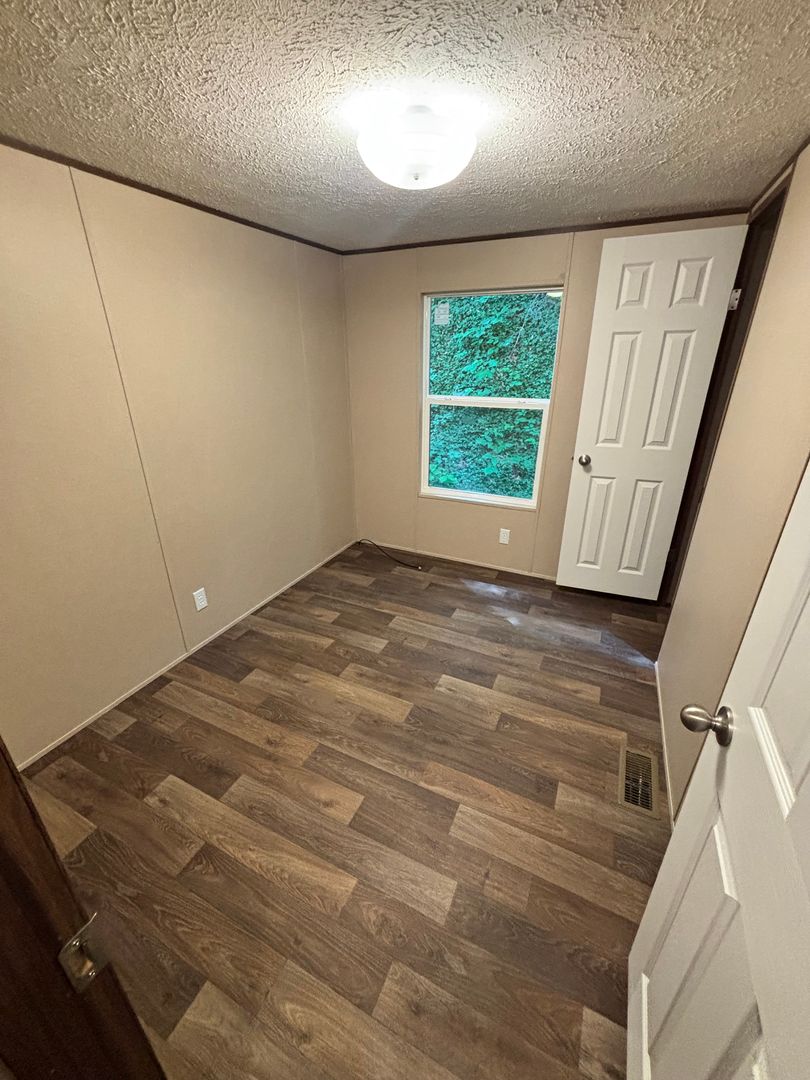 $1600 Newer Mobile Home for Rent - 3bed/2 bath Near Lake Junaluska 2 of 7