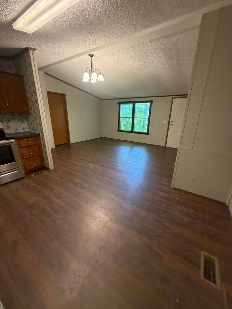3 Bedroom 2 Bathroom Doublewide on Private Lot Near Lake Junaluska 7 of 8