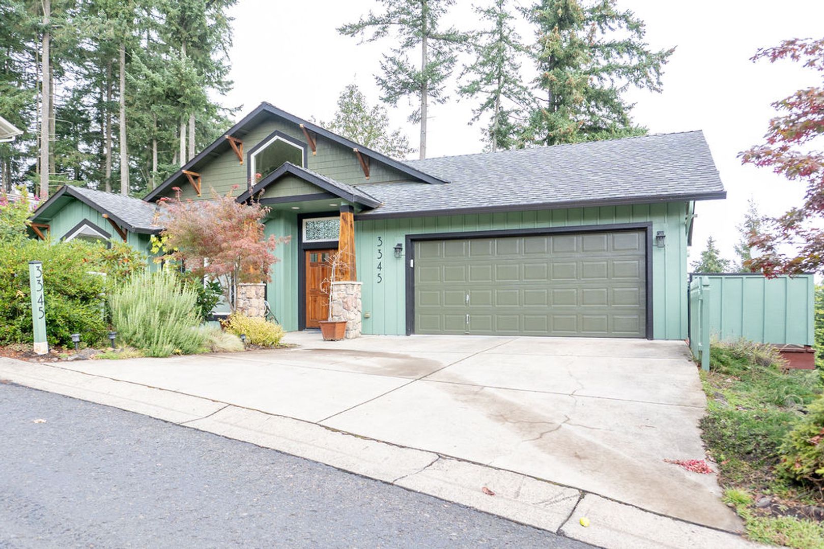 Eugene House: 3345 Bentley Ave