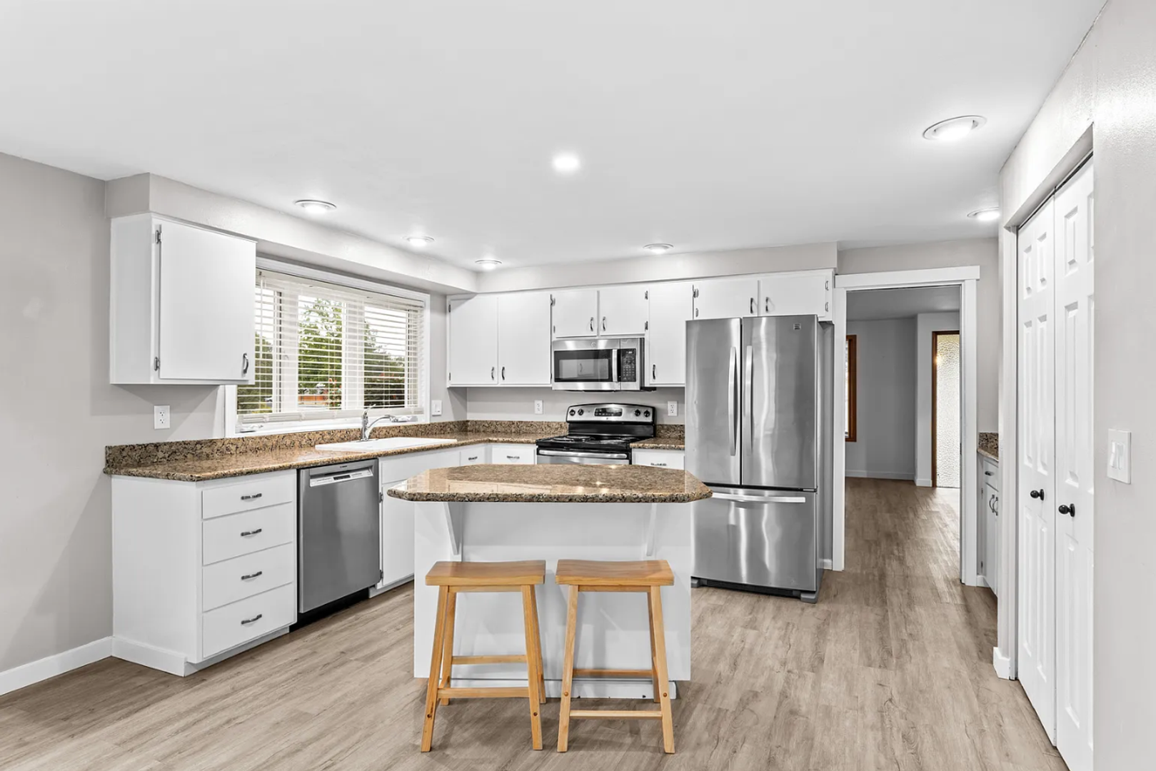 Eugene House: 3798 Kevington Ave