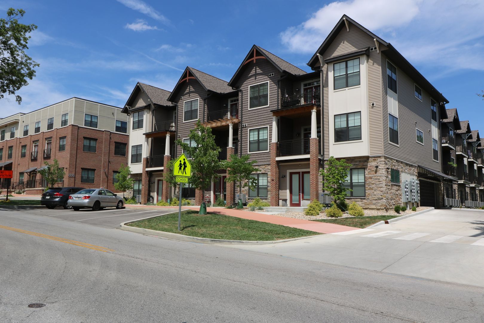 Bloomington Apartment: 1551 S. Henderson St.