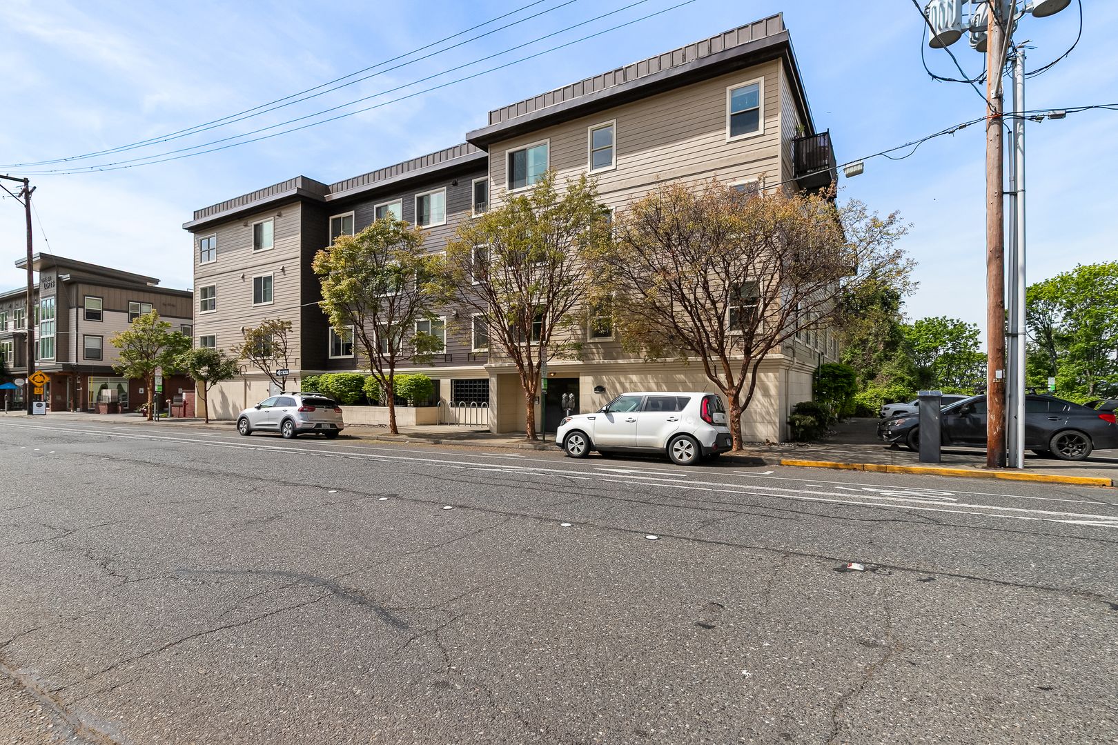 Bellingham Apartment: 839 N State Street