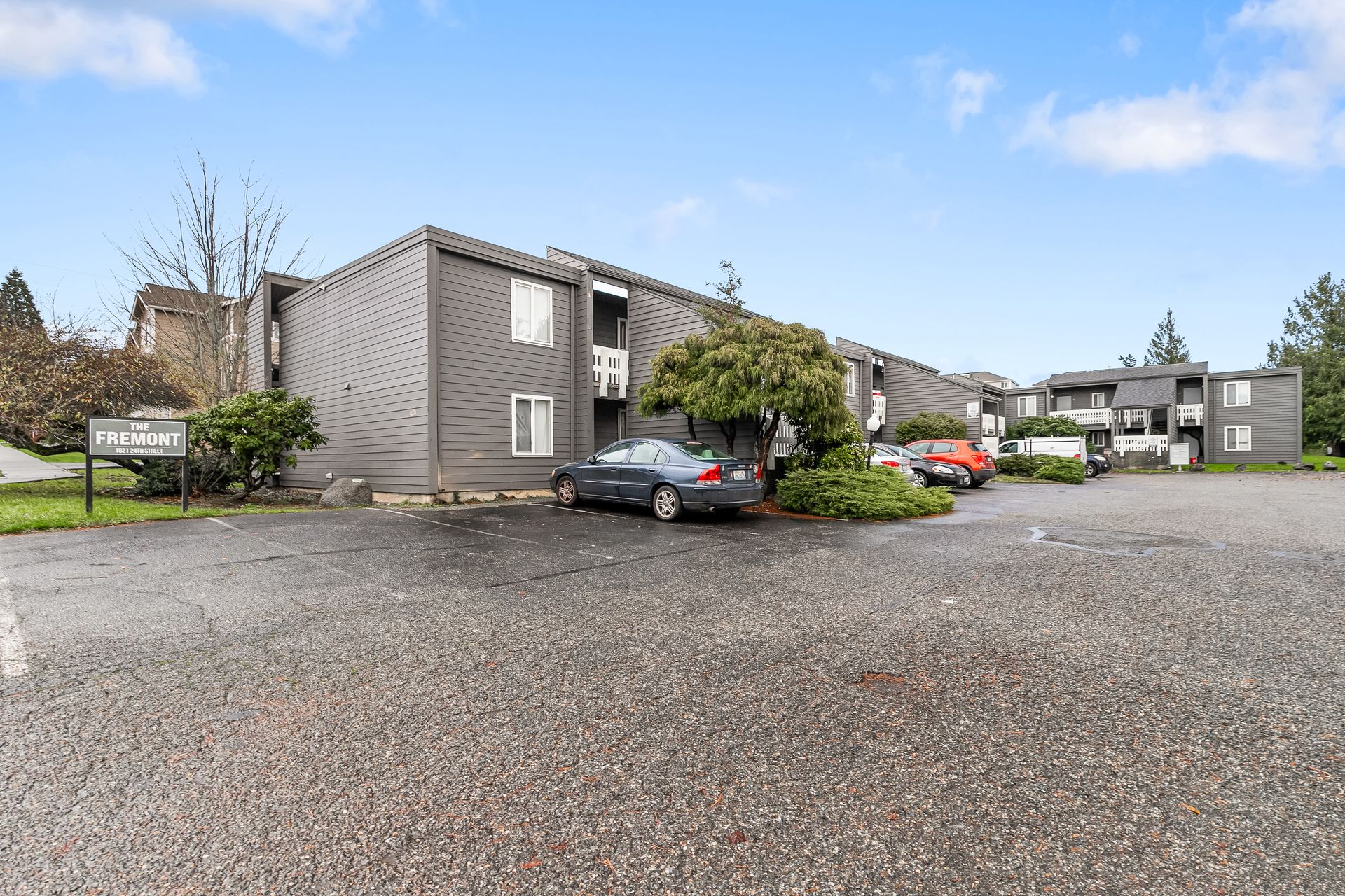 Bellingham Apartment: 1021 24th Street
