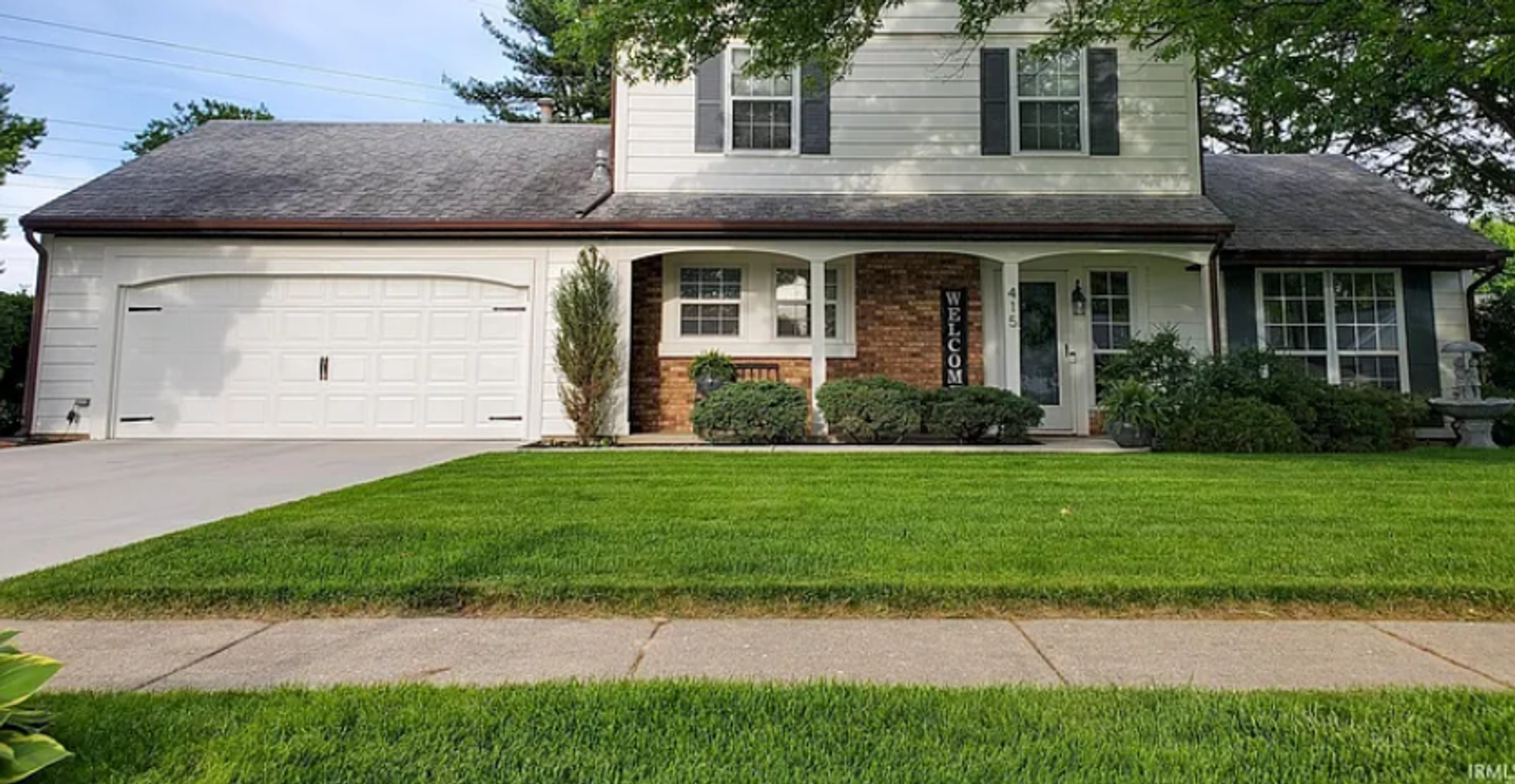 Lafayette House: 415 Winesap Dr