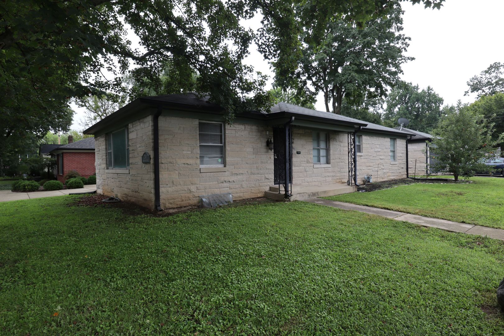Indianapolis House: 2301 Kessler Boulevard East Dr