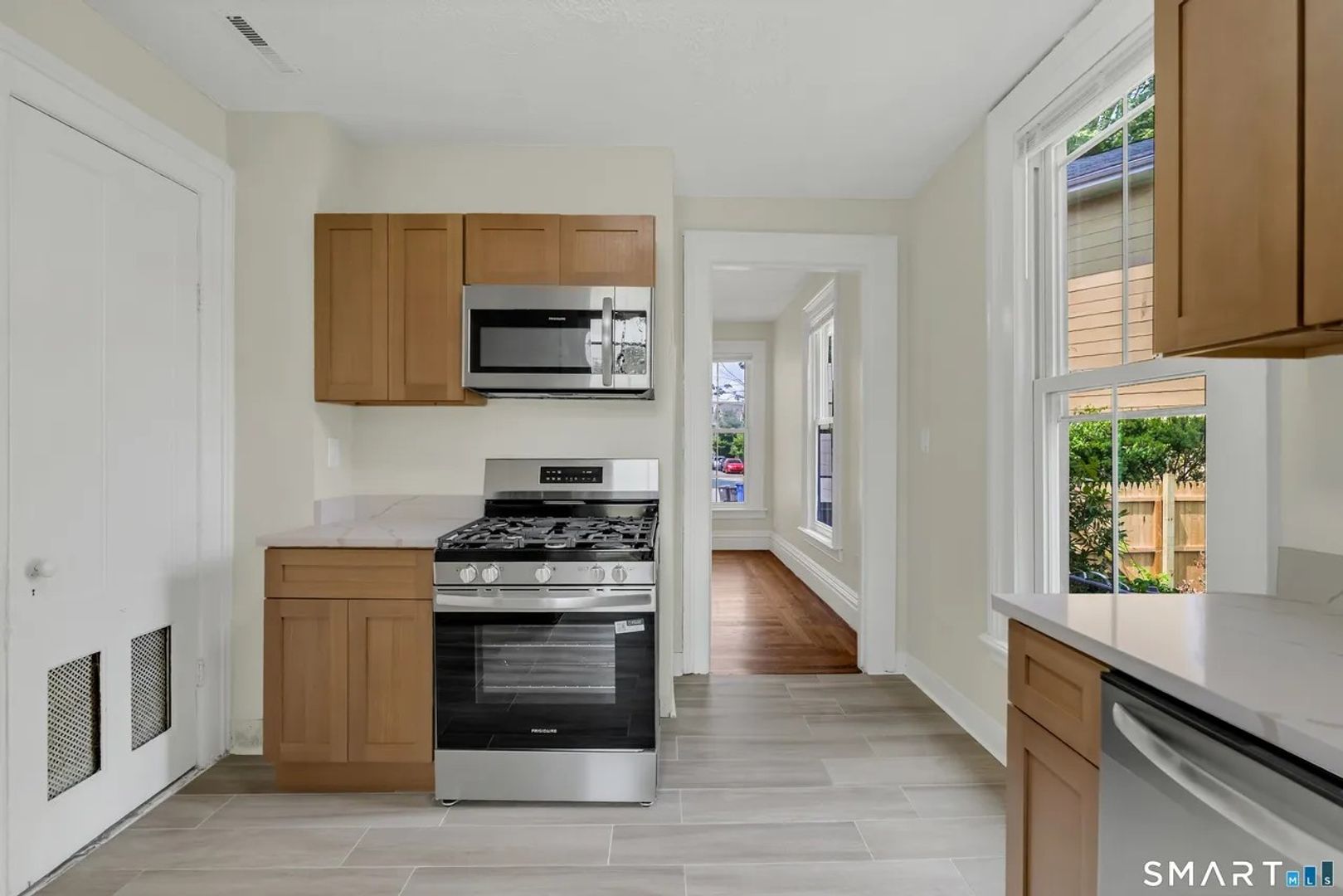 New Haven Apartment: 7 University Place