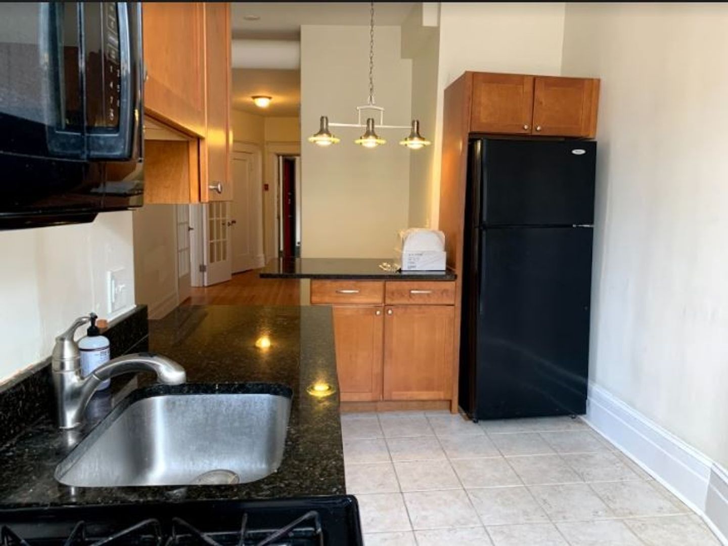 New Haven Apartment: 136 Dwight Street