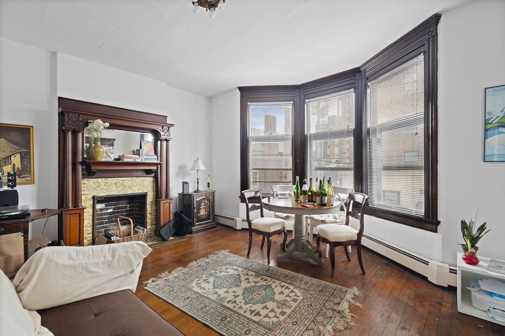 New Haven Apartment: 196 Park Street