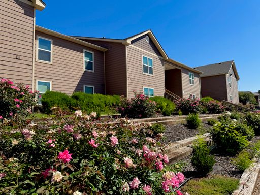 Sundance Apartments | 3 Bedroom 1044 sqft