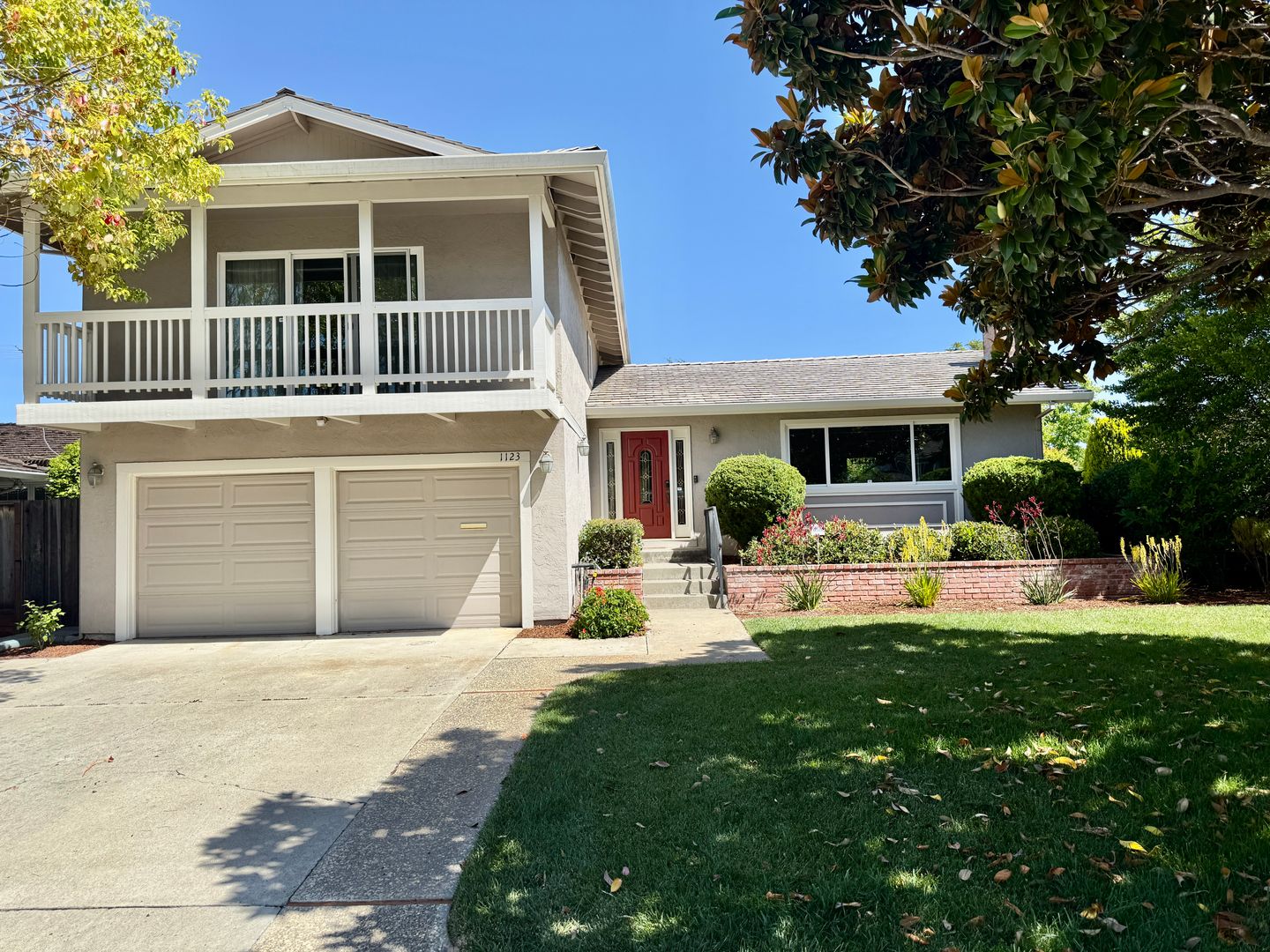 Sunnyvale House: 1123 Lillick Dr
