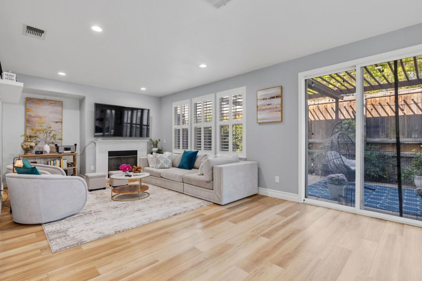 San Jose House: 7238 Basking Ridge Avenue