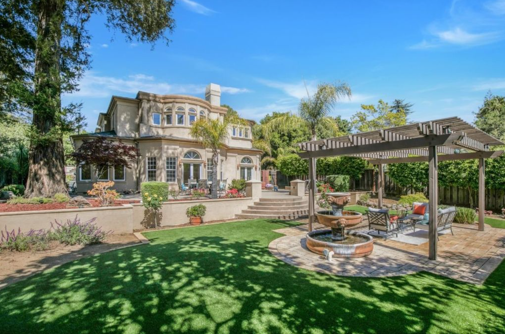 Monte Sereno House: 18233 Saratoga Los Gatos Rd