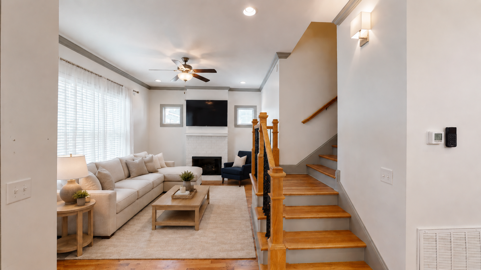 2234B Cruzen Street 3 of 12