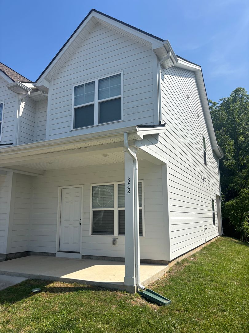 Columbia Townhome: 852 Levitan drive