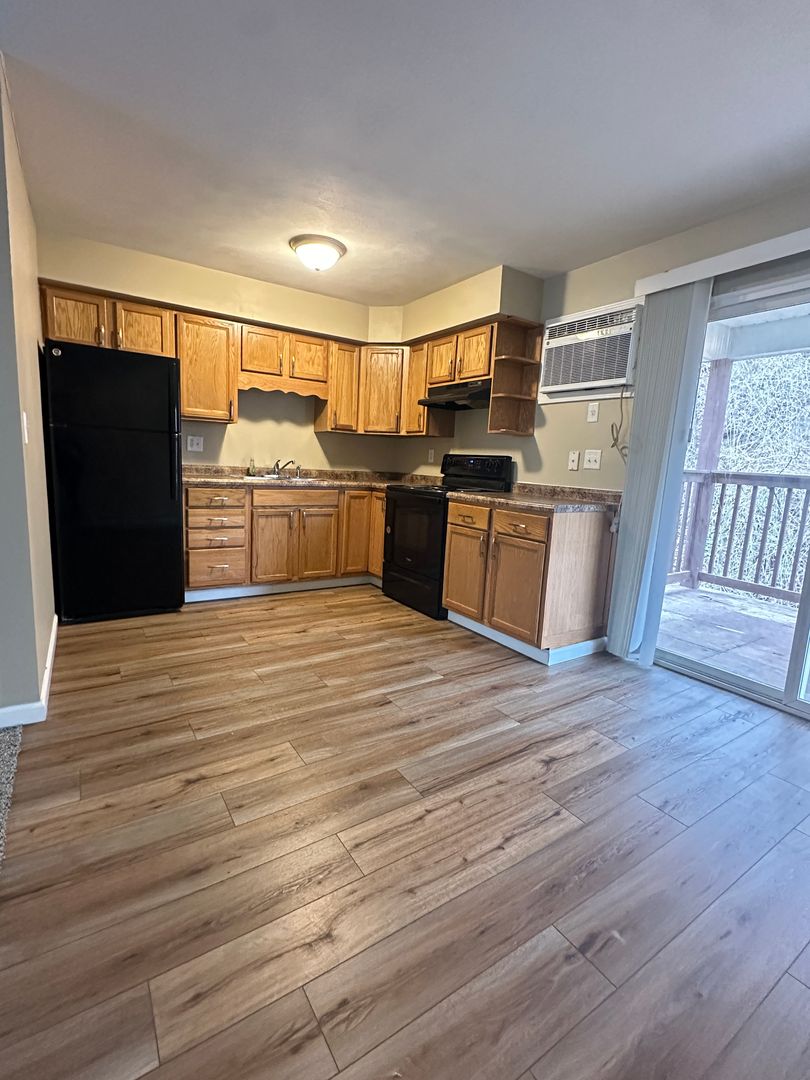 Fairmont Apartment: 800 Westwood Court