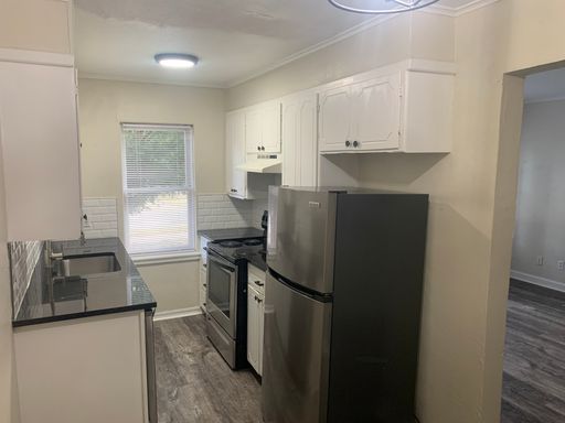 Harvey Corners | Vintage One-Bedroom – photo 1