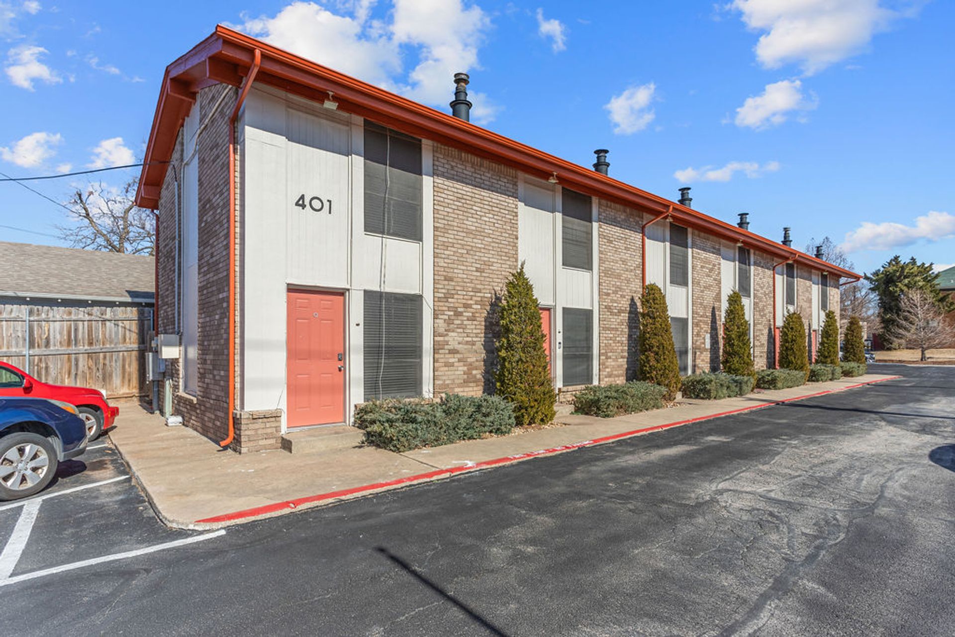 Oklahoma City Apartment: 401 NW 24