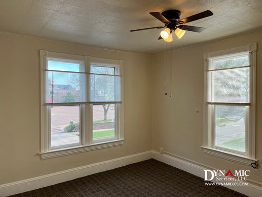 Studio with Shared Bathrooms Downtown Landlord pays ALL utilities – photo 1